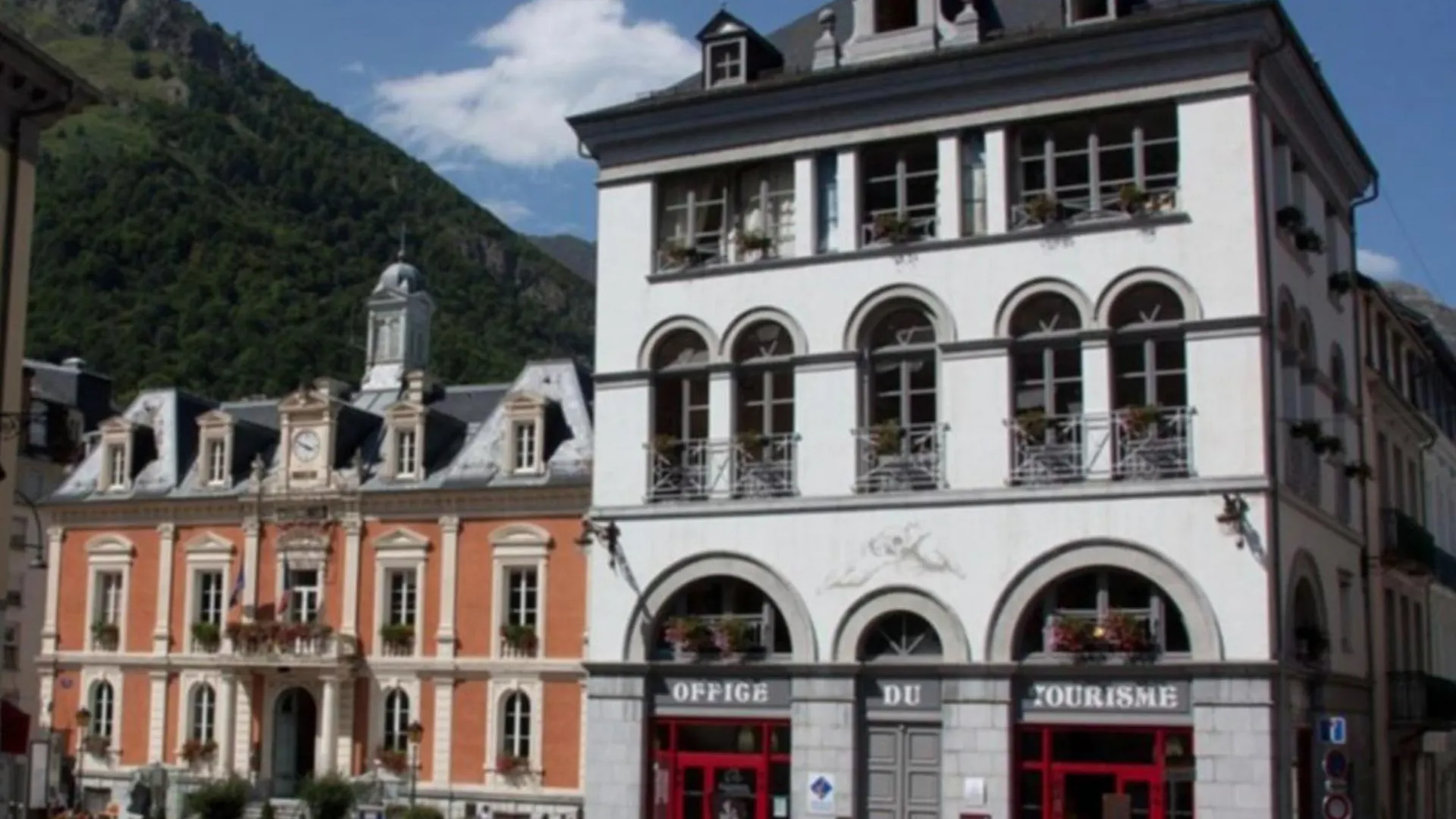 Studio Central 2-4 Pers, Terrasse Equipee, Proche Thermes Et Randos - Fr-1-401-311 코트레 0*,  프랑스