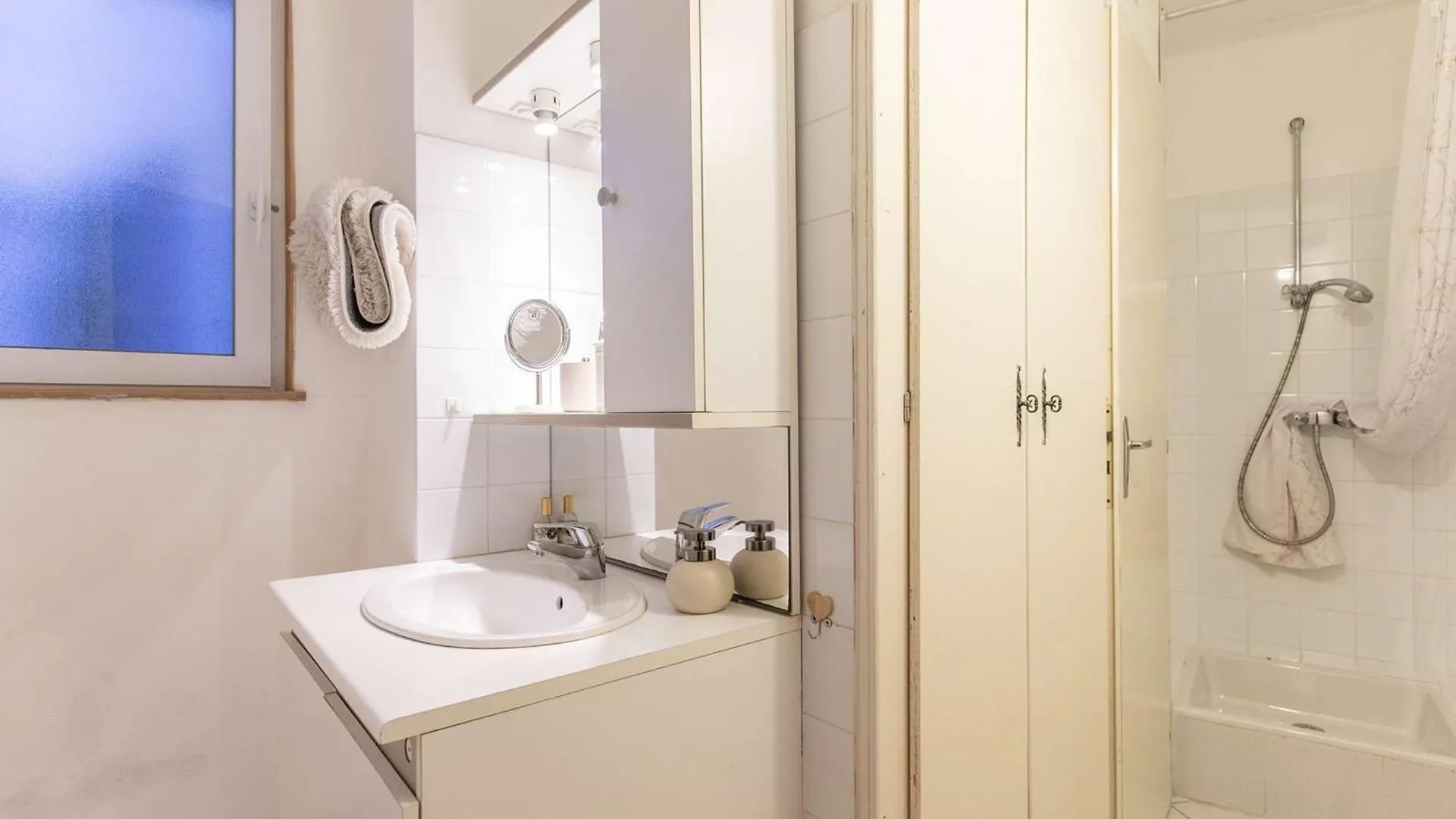 Studio Central 2-4 Pers, Terrasse Equipee, Proche Thermes Et Randos - Fr-1-401-311 코트레 아파트