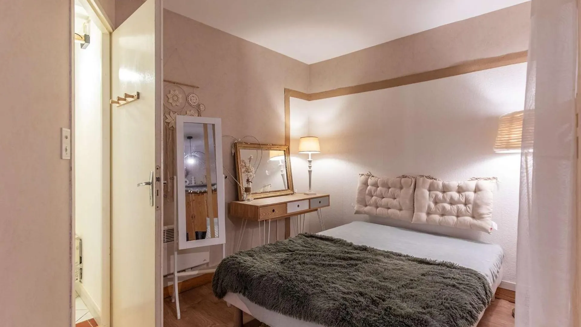 Studio Central 2-4 Pers, Terrasse Equipee, Proche Thermes Et Randos - Fr-1-401-311 코트레